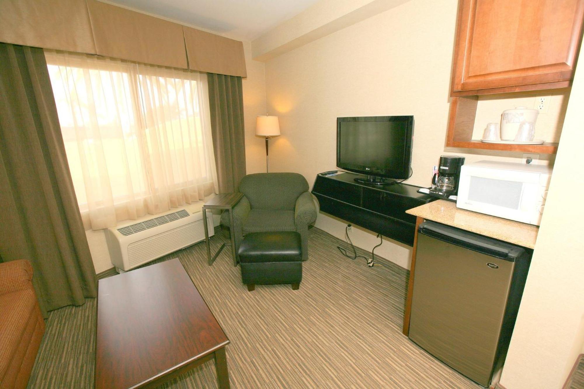 Hotel Express San Diego South - By Ihg