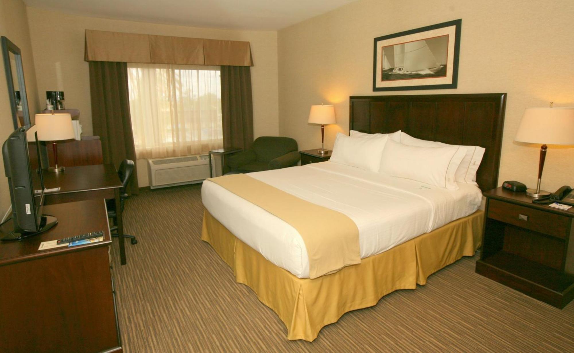Express San Diego South - By Ihg Hotel