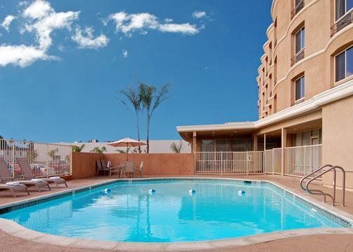 Express San Diego South - By Ihg Hotel 3*